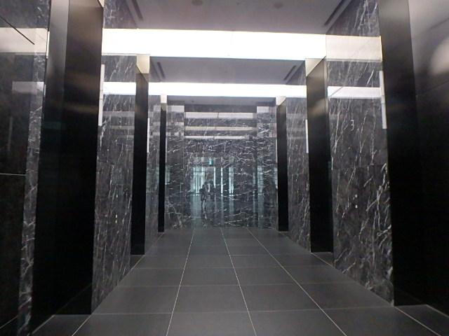 ホール②
