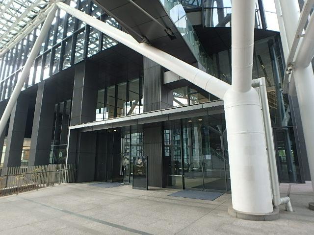 エントランス①