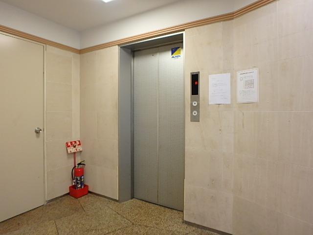 ホール②