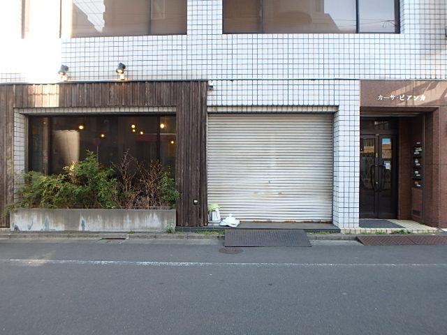 カーサビアンカビルエントランス①