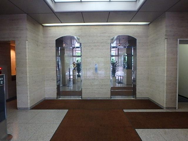 ホール②