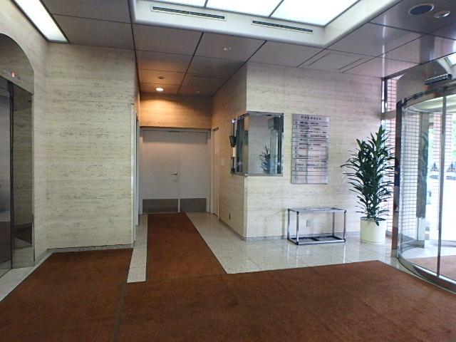 ホール①
