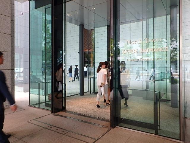 エントランス②