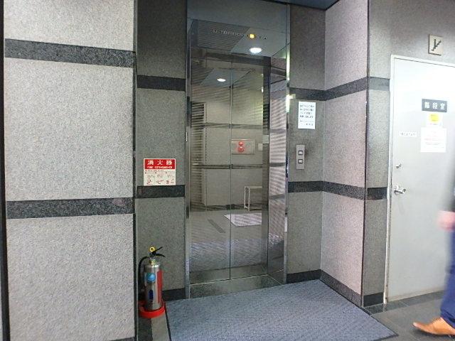 ホール①