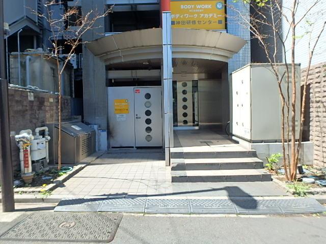 エントランス①