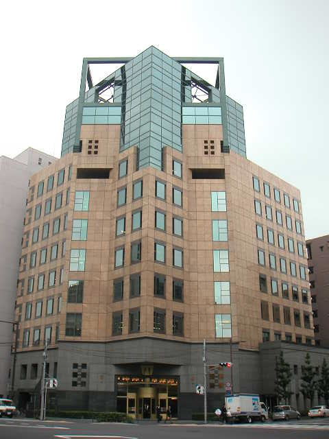 龍角散ビル外観②
