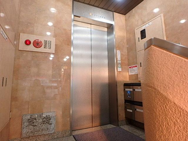 村越ビルホール①