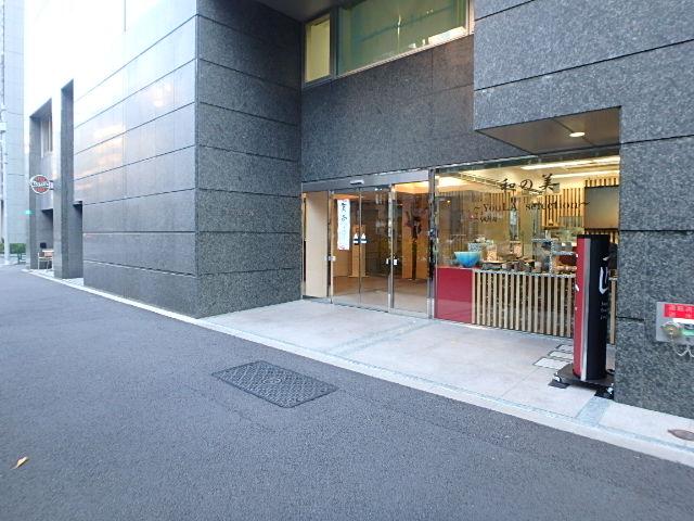 エントランス①