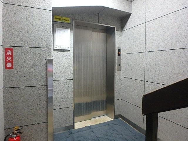 ホール②