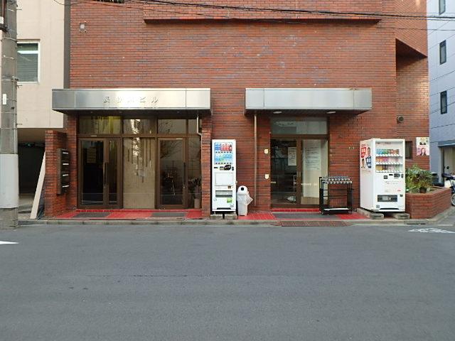 エントランス①