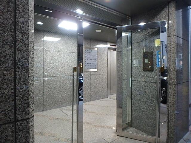エントランス②