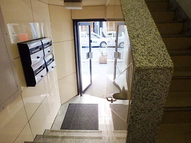 互興ビルホール②