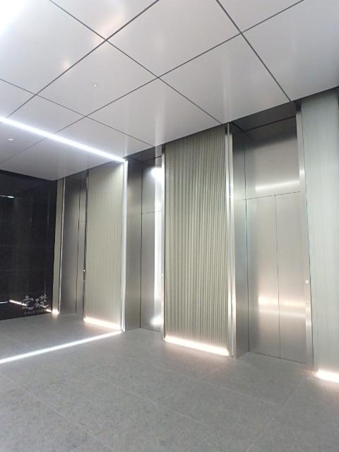 ホール②