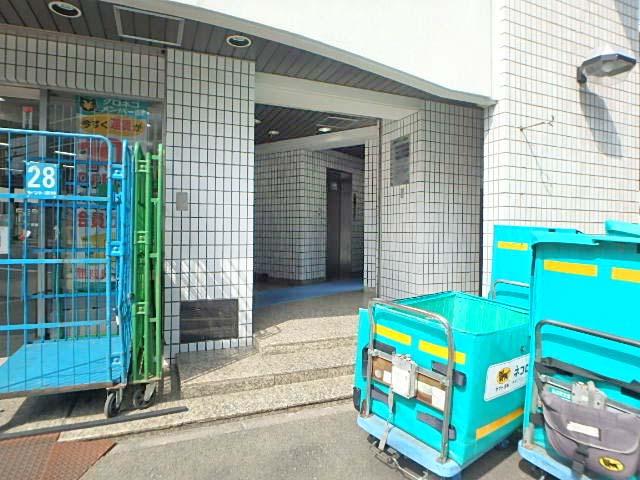 エントランス②
