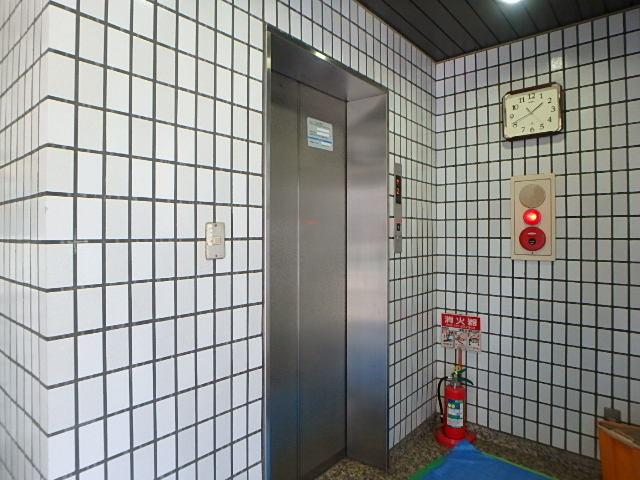 ホール②