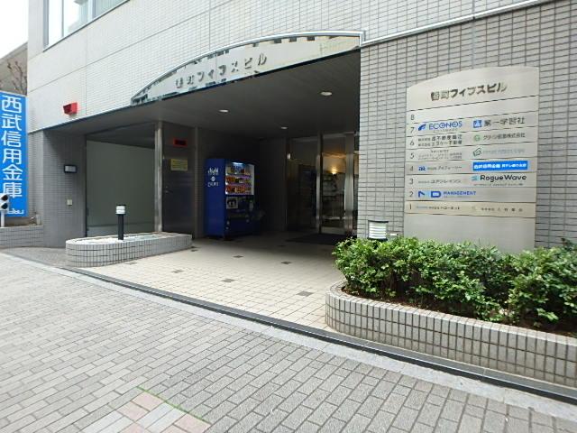 エントランス①