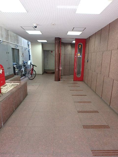 飯田橋丸ビルエントランス②