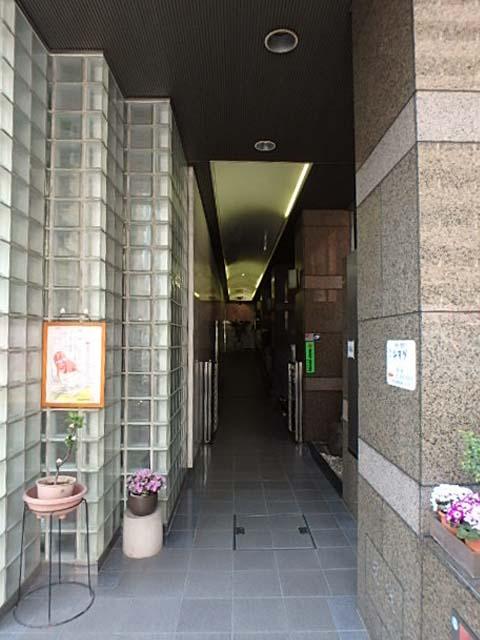 エントランス①
