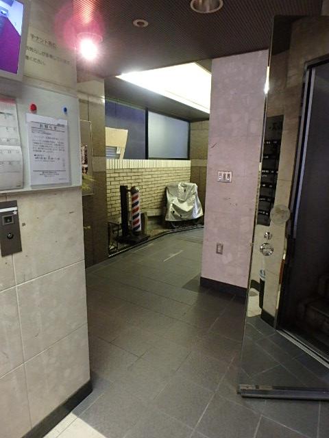 ホール③