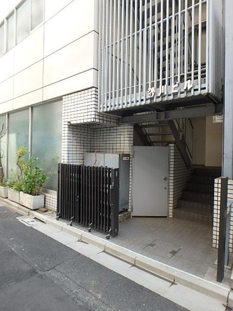 砂川ビルエントランス②