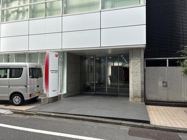 東洋美術印刷本社ビルエントランス①
