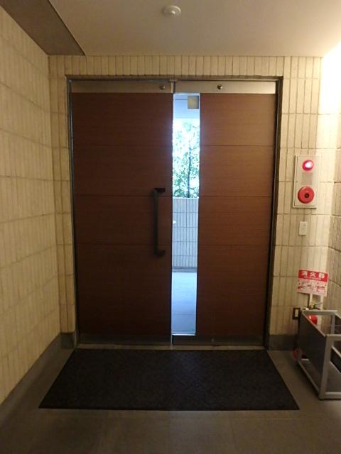 ホール③