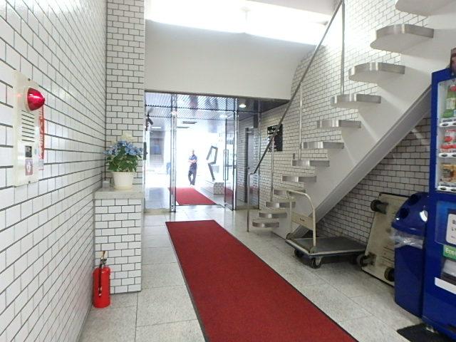 ホール③
