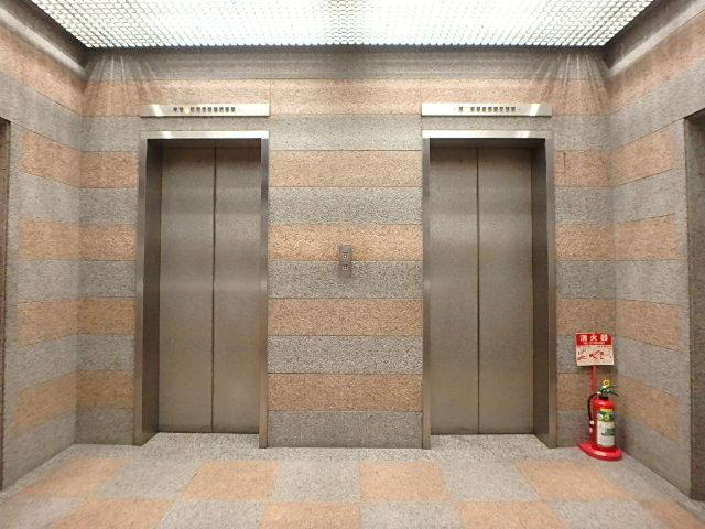 ホール②