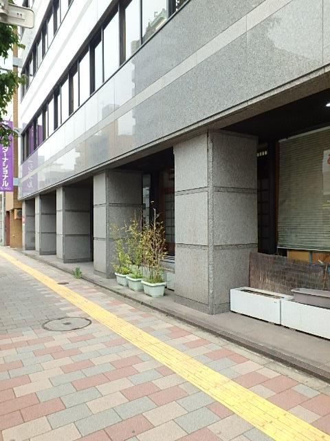 エントランス①