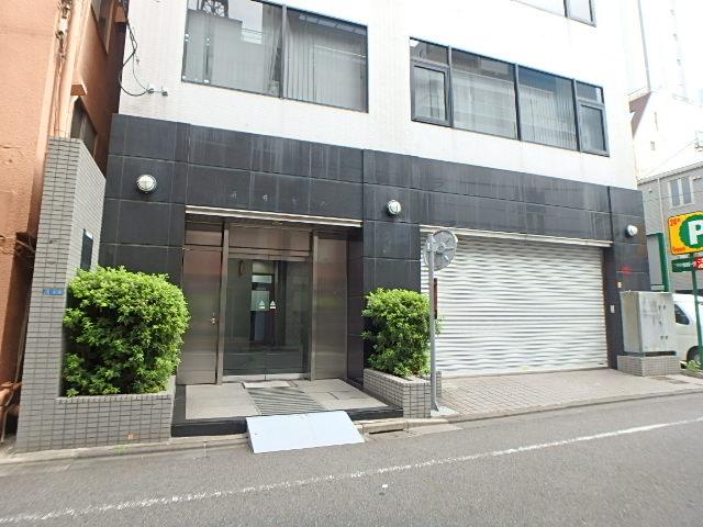 藤井ビルエントランス①