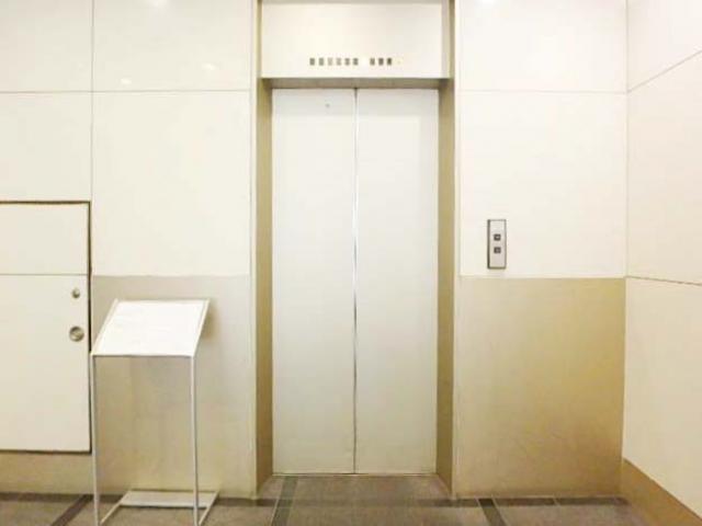 ホール②