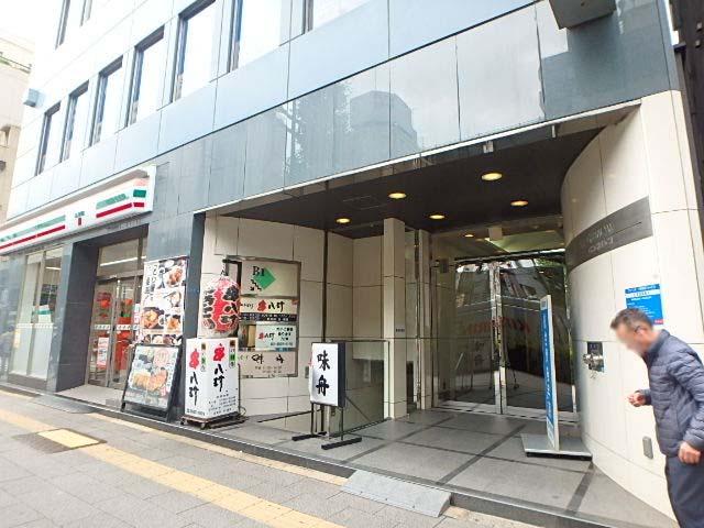 エントランス①
