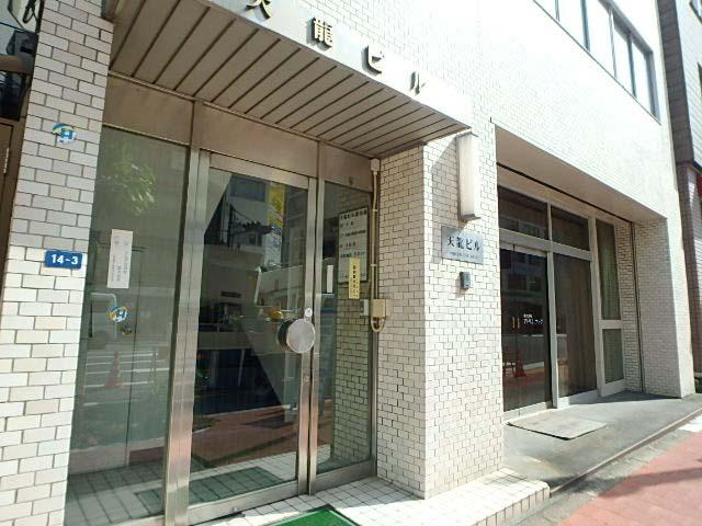 エントランス①