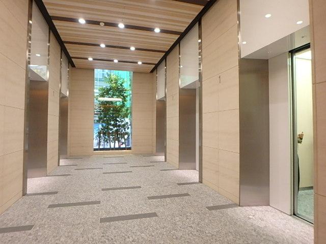 ホール③