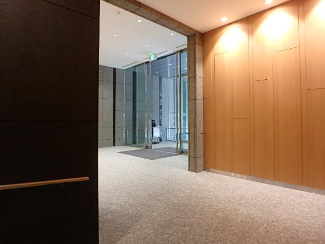 ホール④