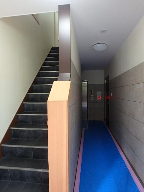 ホール①
