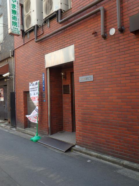 勉強堂ビルエントランス③