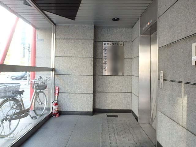 ホール①