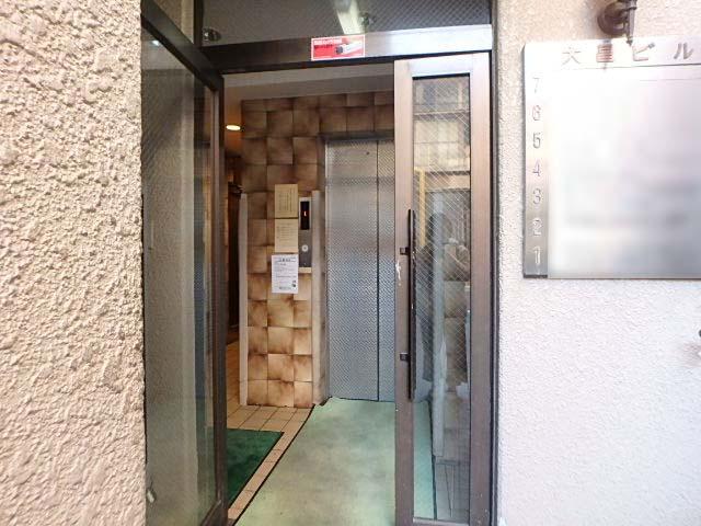 エントランス③