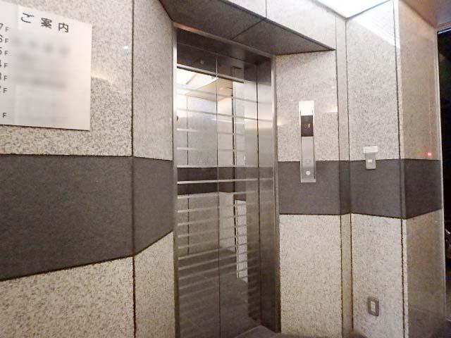ホール②