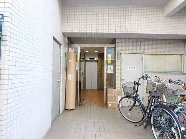 エントランス②