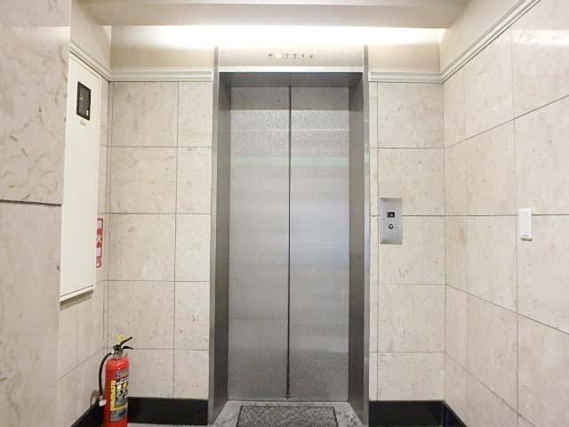 枝村ビルホール②