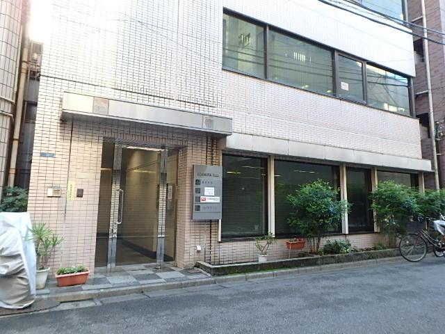 枝村ビルエントランス①