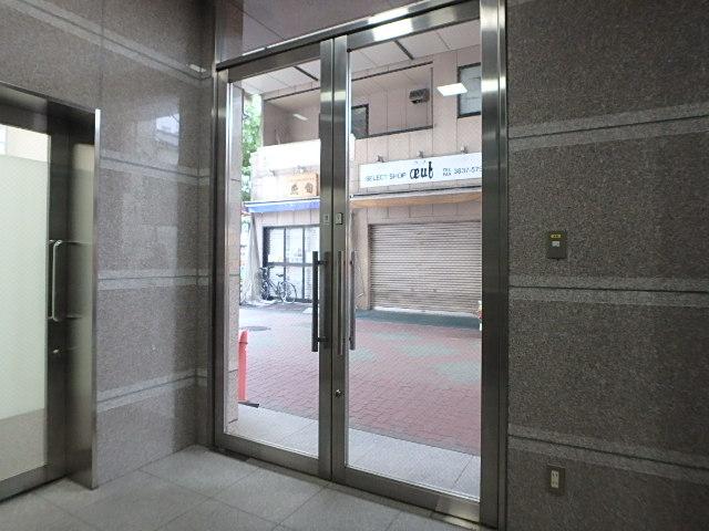 ホール④