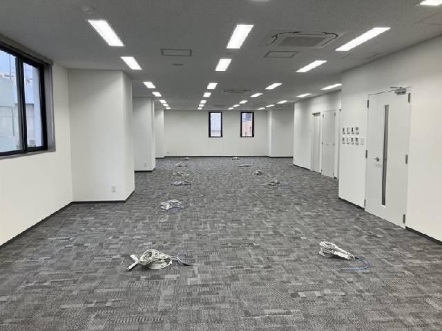 タスク新御徒町ビル室内①