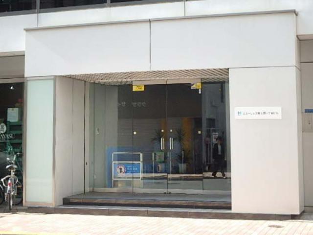 エントランス②