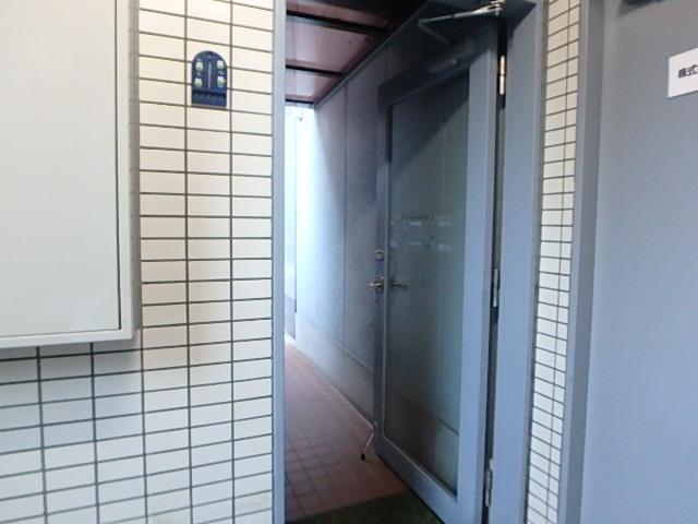 ホール②