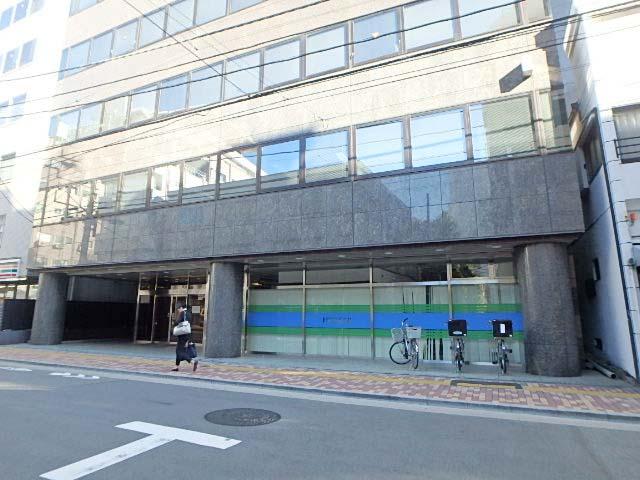エントランス①