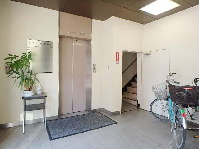 新下谷ビルホール①