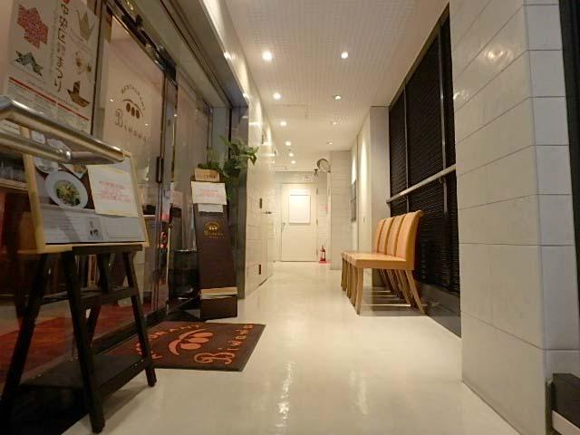 千疋屋ビルホール①